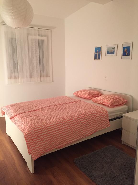 L&L Apartments Vir Exteriör bild